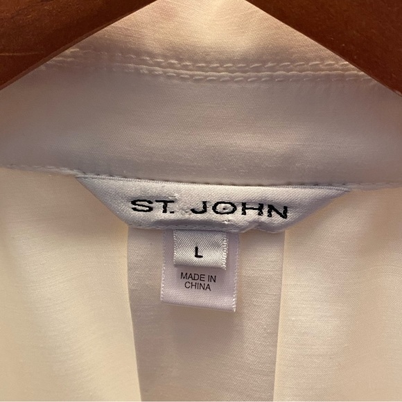 Beautiful St. John Jacket - Picture 3 of 5